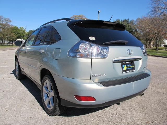 Thumbnail image of 2005 Lexus RX 330 at Drive Max