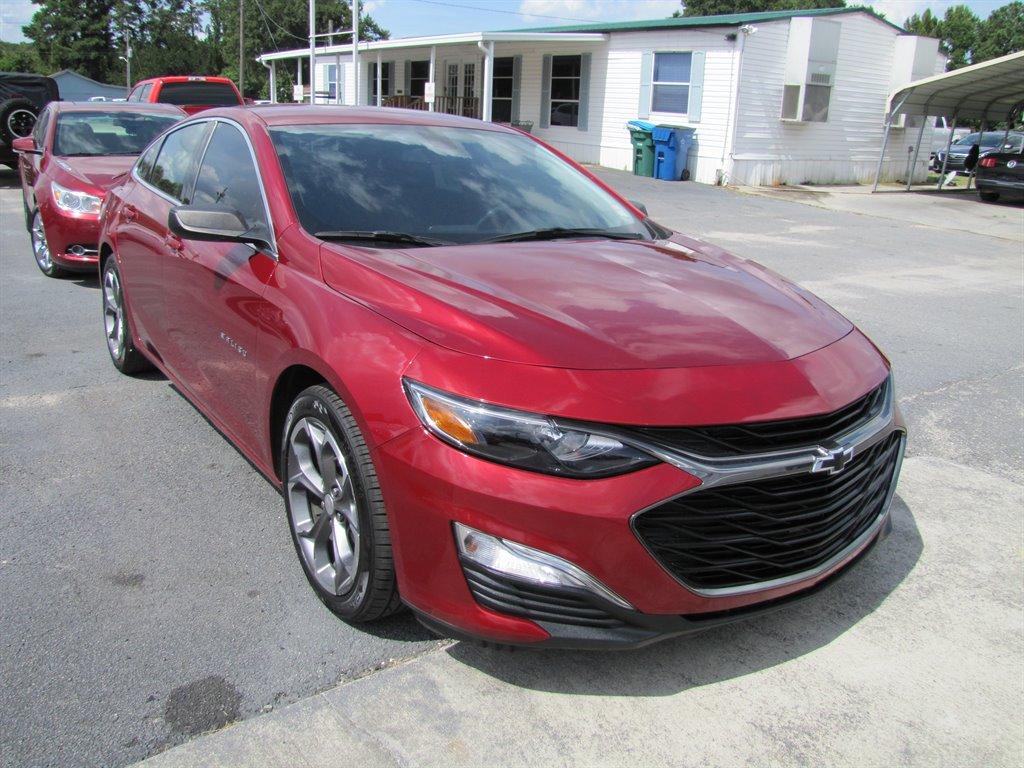 Thumbnail image of 2019 Chevrolet Malibu at Bell's Auto Sales INC