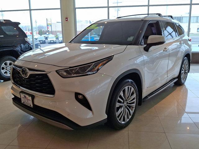 Thumbnail image of 2021 Toyota Highlander at Autoland Toyota