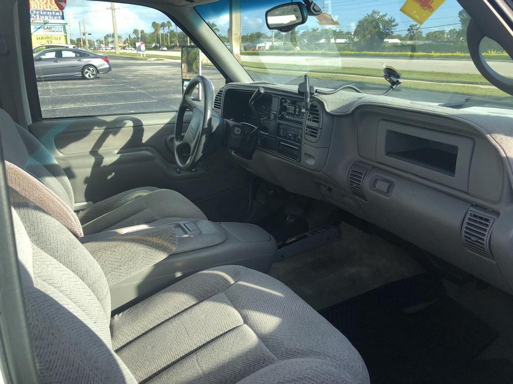 Thumbnail image of 2000 GMC C/K 3500 Series at LOOKOUT AUTO SALES