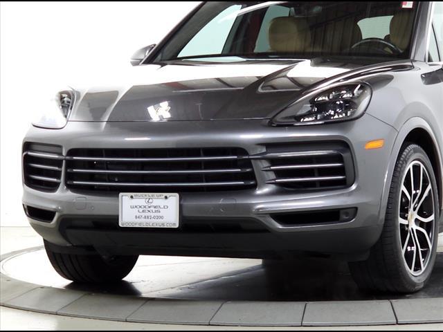 Thumbnail image of 2020 Porsche Cayenne at Woodfield Lexus