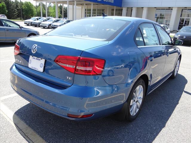 Thumbnail image of 2015 Volkswagen Jetta at Autonation Volkswagen North Columbus