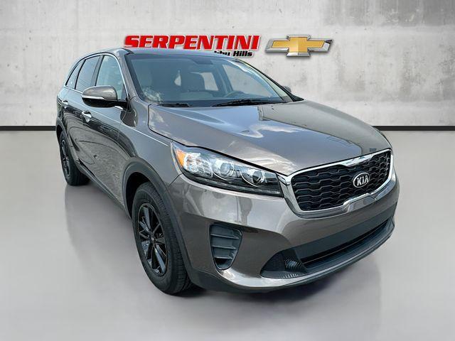 Thumbnail image of 2019 Kia Sorento at Serpentini Chevrolet of Willoughby