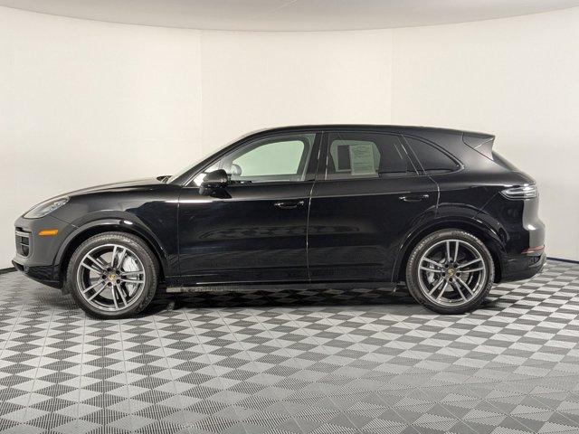 Thumbnail image of 2022 Porsche Cayenne at RectorMotorCarCo of Burlingame, CA