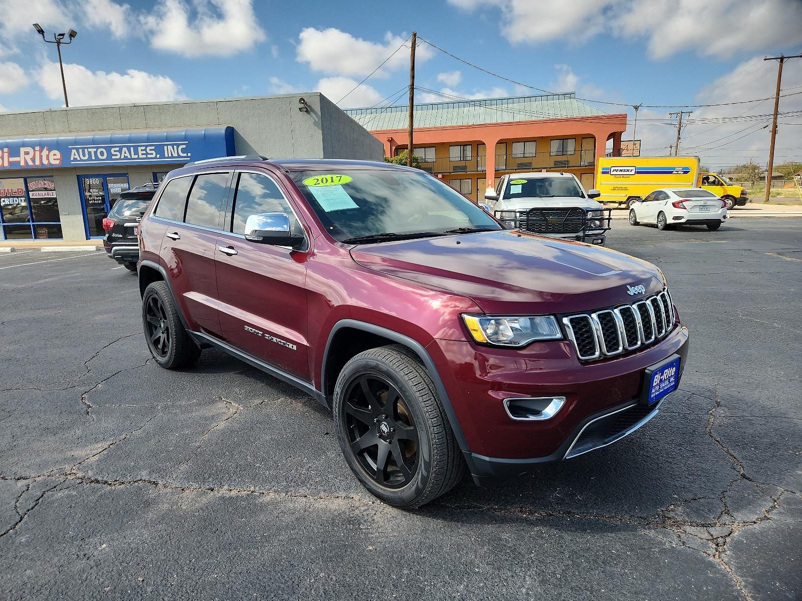Thumbnail image of 2017 Jeep Grand Cherokee at Bi-Rite Auto Sales