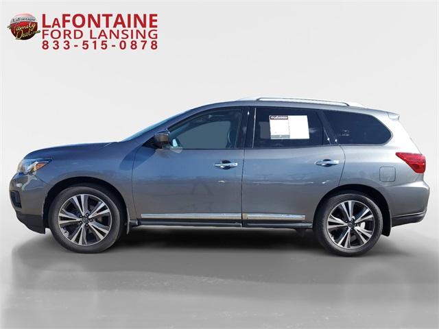Thumbnail image of 2020 Nissan Pathfinder at Lafontaine Ford of Lansing