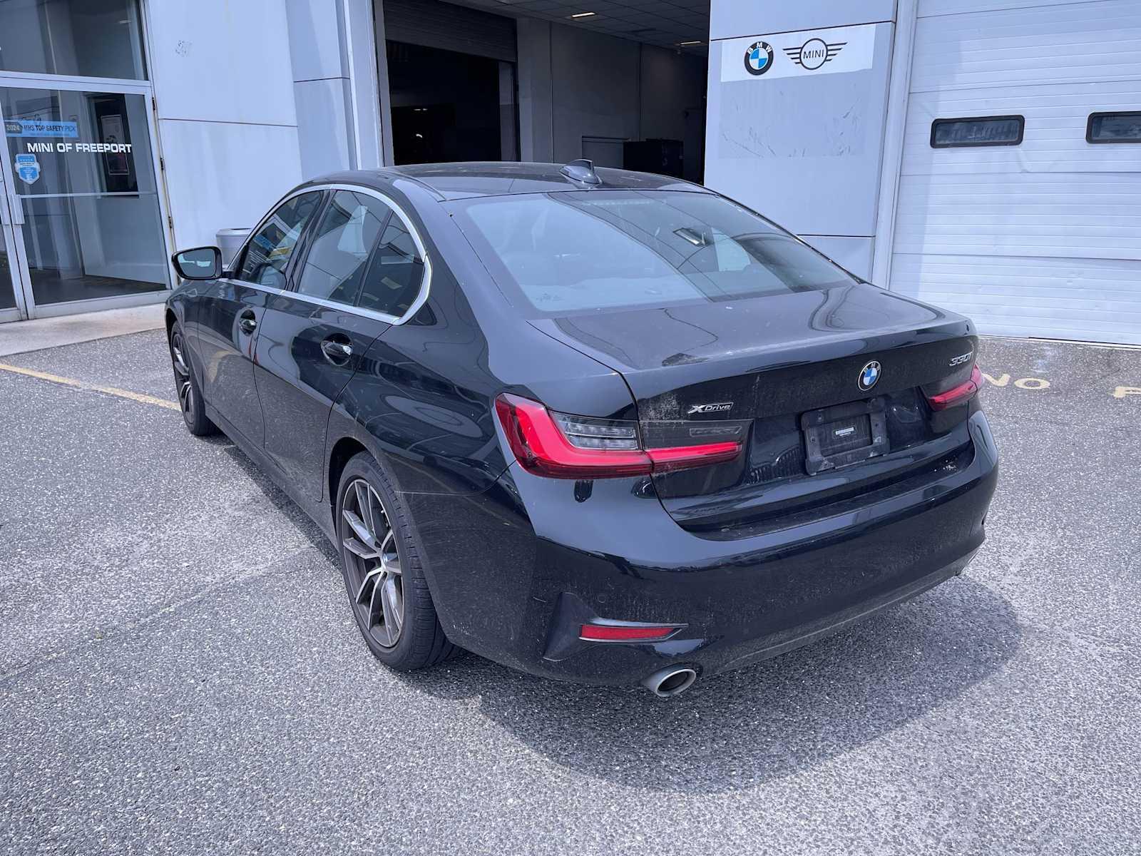Thumbnail image of 2022 BMW 3 Series at BMW Mini of Freeport