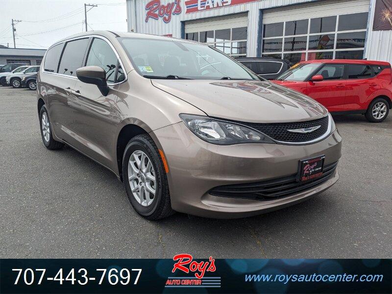 Thumbnail image of 2018 Chrysler Pacifica at ROY'S AUTO CENTER