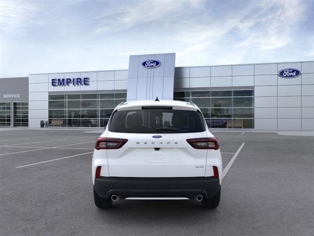 Thumbnail image of 2025 Ford Escape at Empire Ford Lincoln of Huntington