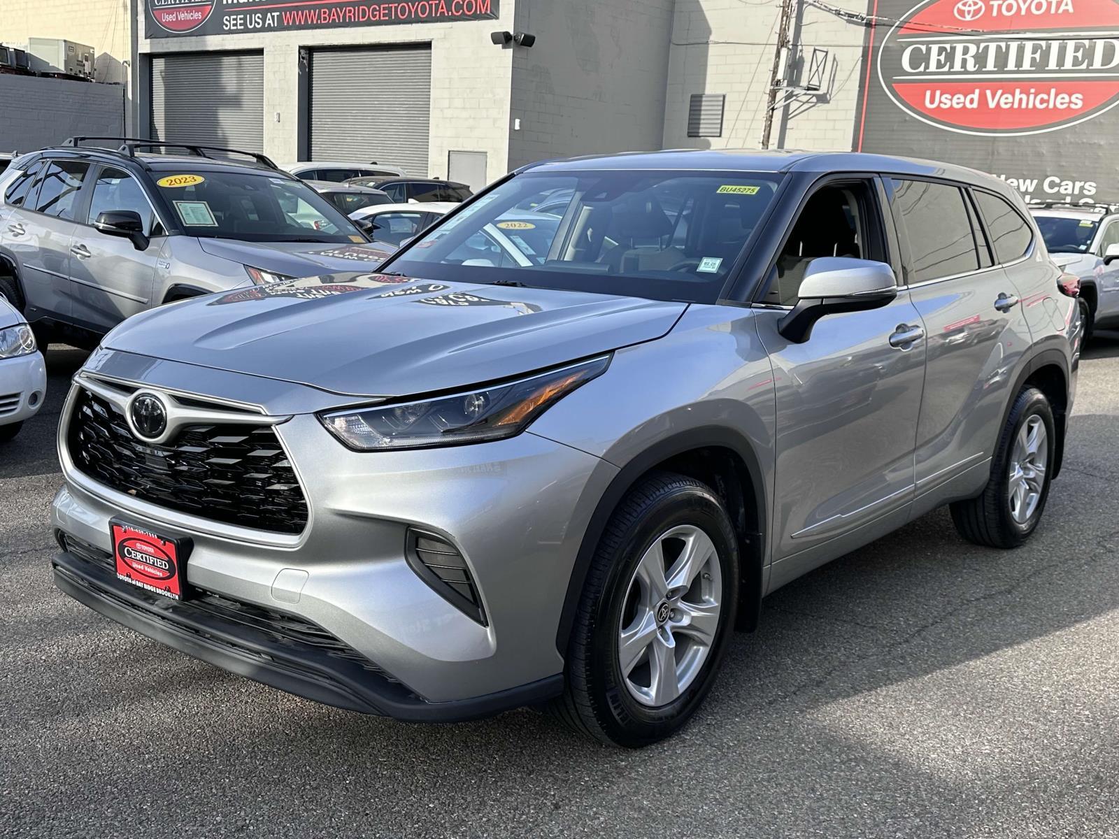 Thumbnail image of 2021 Toyota Highlander at Toyota of Bay Ridge Brooklyn