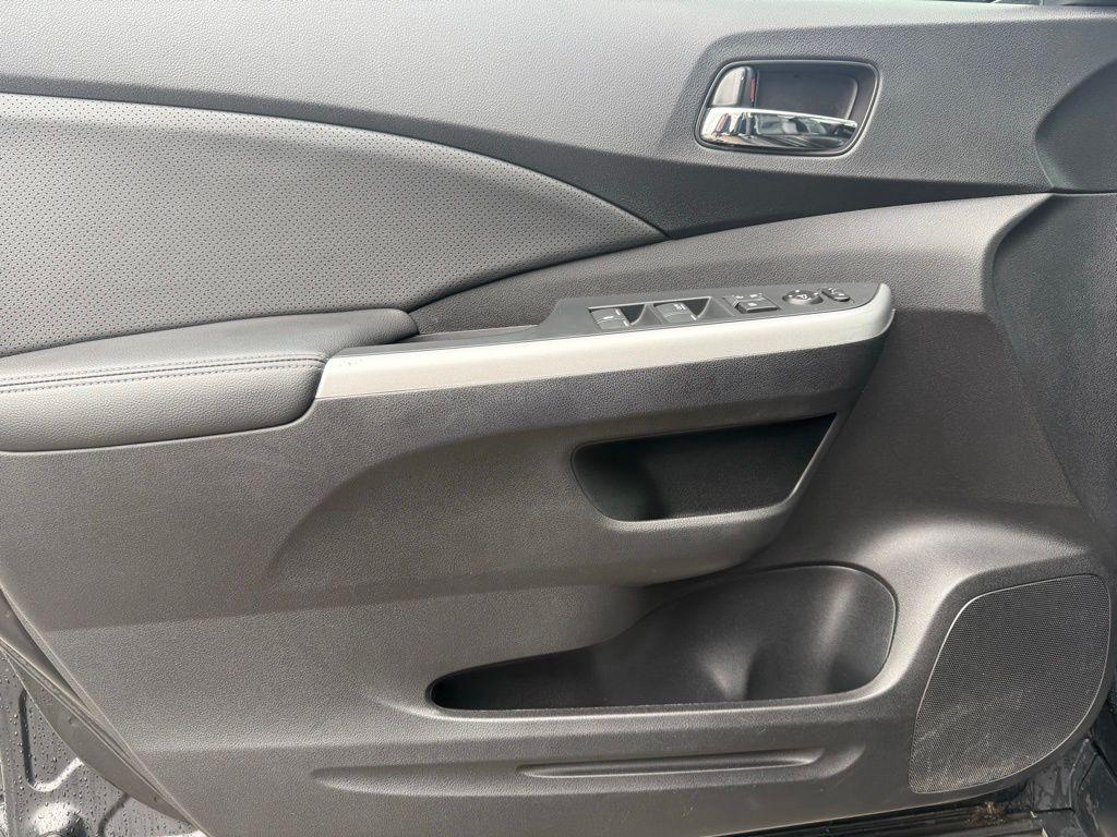 Thumbnail image of 2016 Honda CR-V at Northtown Lexus