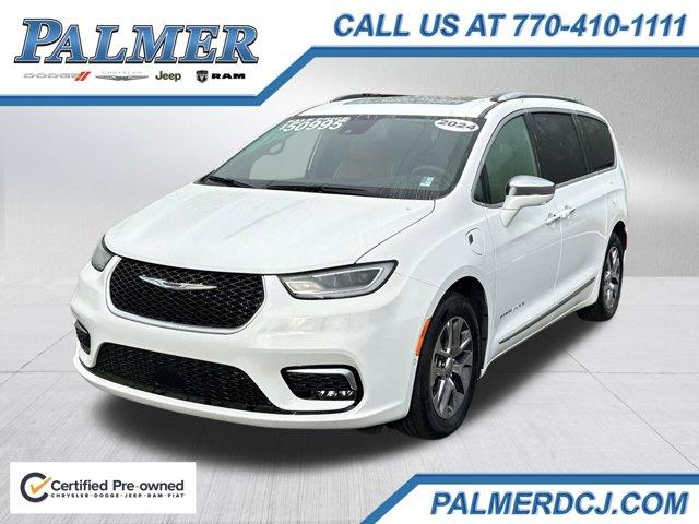 Thumbnail image of 2024 Chrysler Pacifica Plug-In Hybrid at Palmer Dodge - New