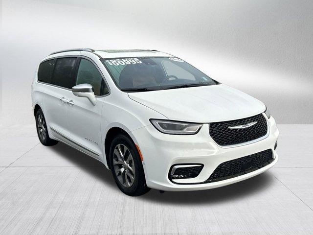 Thumbnail image of 2024 Chrysler Pacifica Plug-In Hybrid at Palmer Dodge - New