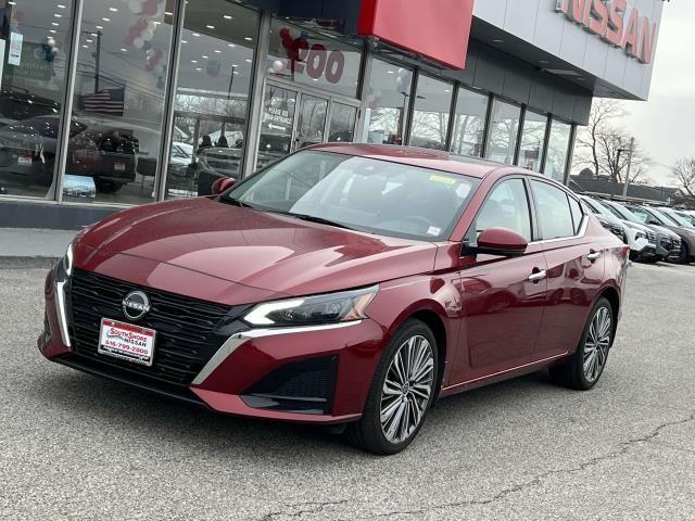 Thumbnail image of 2024 Nissan Altima at South Shore Nissan