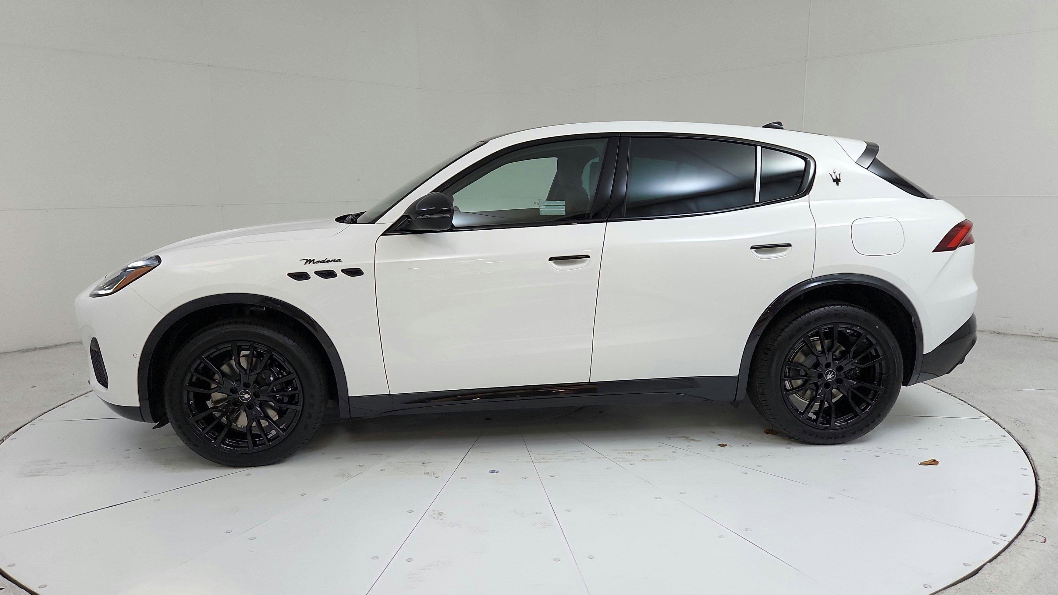Thumbnail image of 2025 Maserati Grecale at Maserati & Alfa Romeo of Monmouth