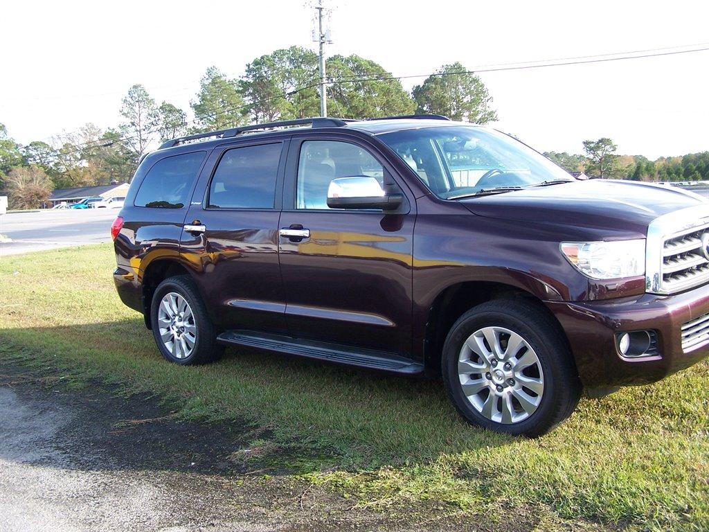 Thumbnail image of 2014 Toyota Sequoia at 33 East Auto Sales