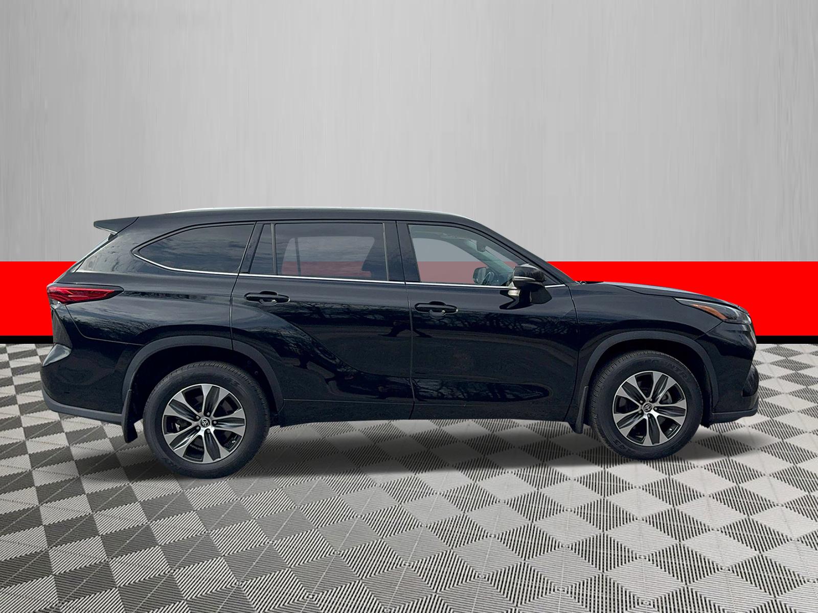 Thumbnail image of 2022 Toyota Highlander at Sunrise Toyota North