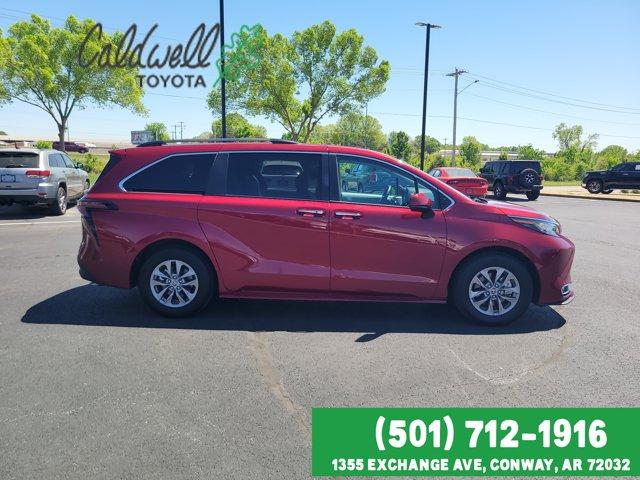 Thumbnail image of 2023 Toyota Sienna at Caldwell Toyota USED