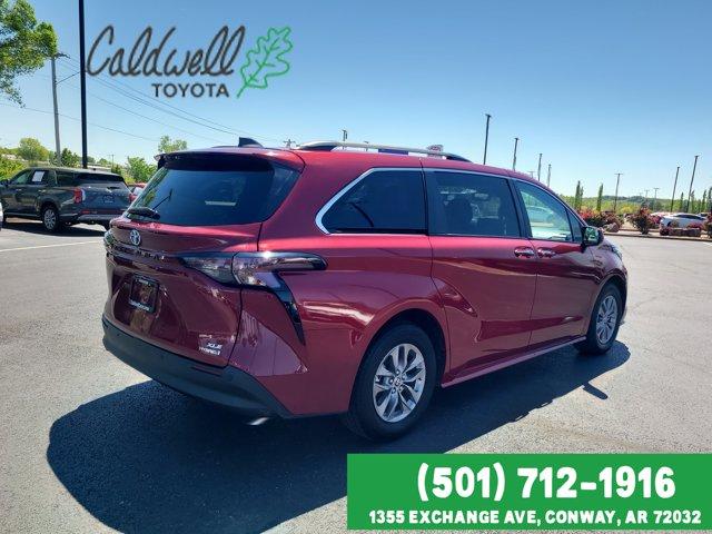 Thumbnail image of 2023 Toyota Sienna at Caldwell Toyota USED