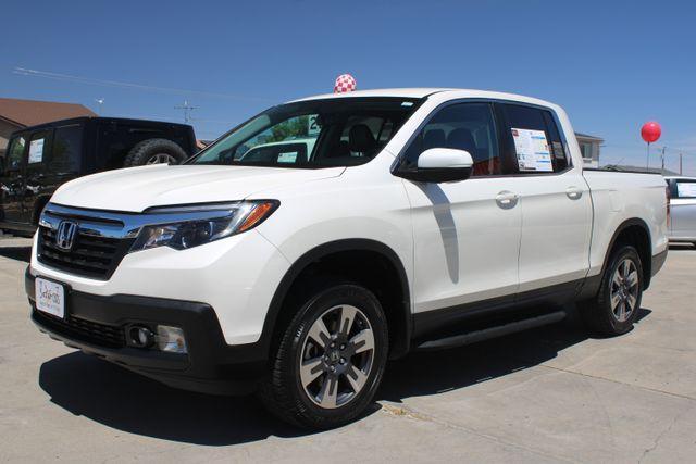 Thumbnail image of 2017 Honda Ridgeline at 5 Star Cars
