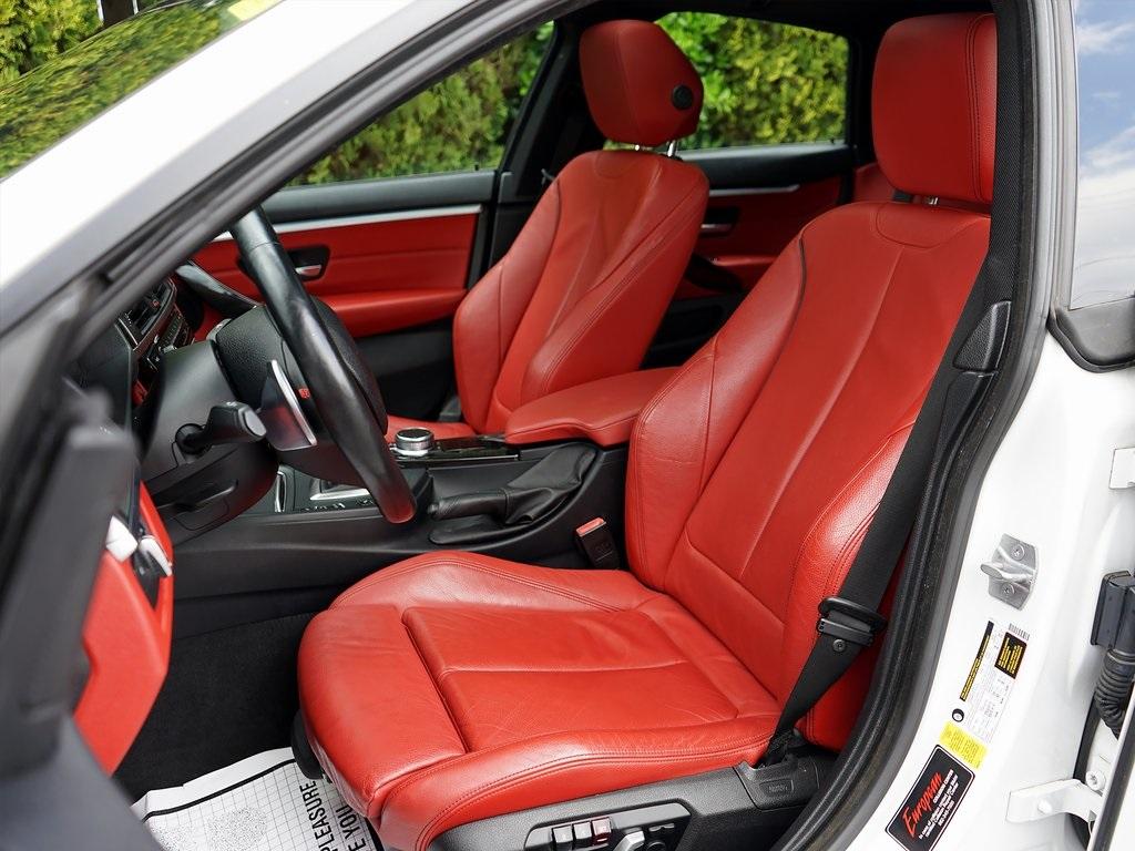 Thumbnail image of 2018 BMW 4 Series at Auto Expo Store