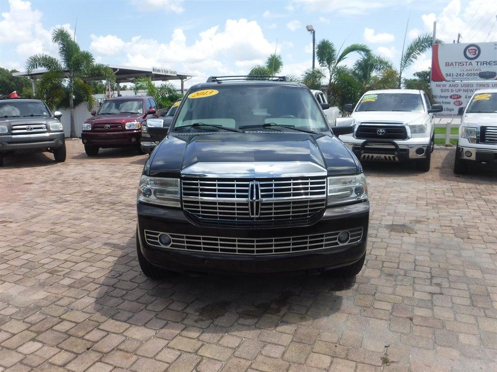 Thumbnail image of 2013 Lincoln Navigator at Batista Auto Sales Inc