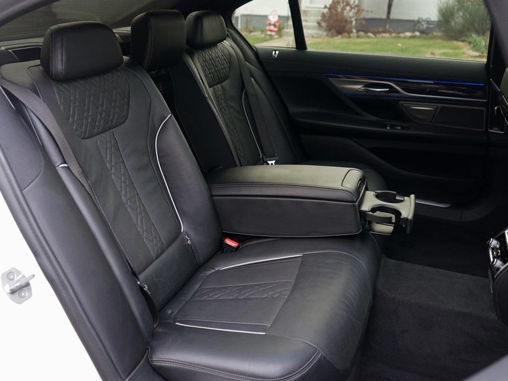 Thumbnail image of 2022 BMW 7 Series at Auto Expo Store
