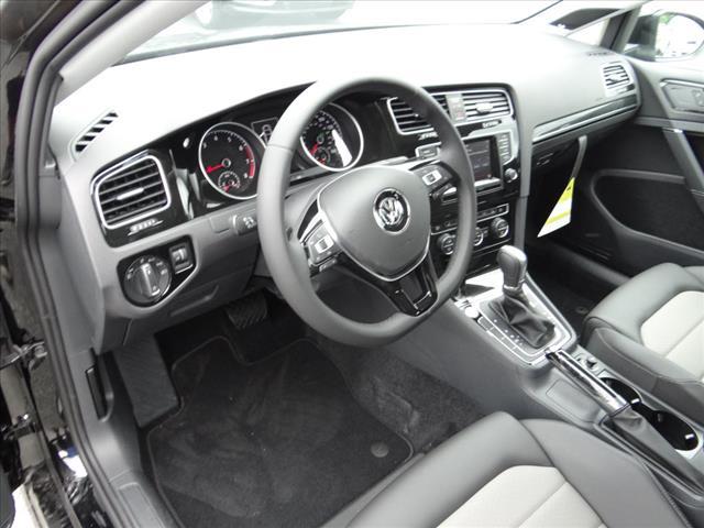 Thumbnail image of 2015 Volkswagen Golf SportWagen at Autonation Volkswagen North Columbus