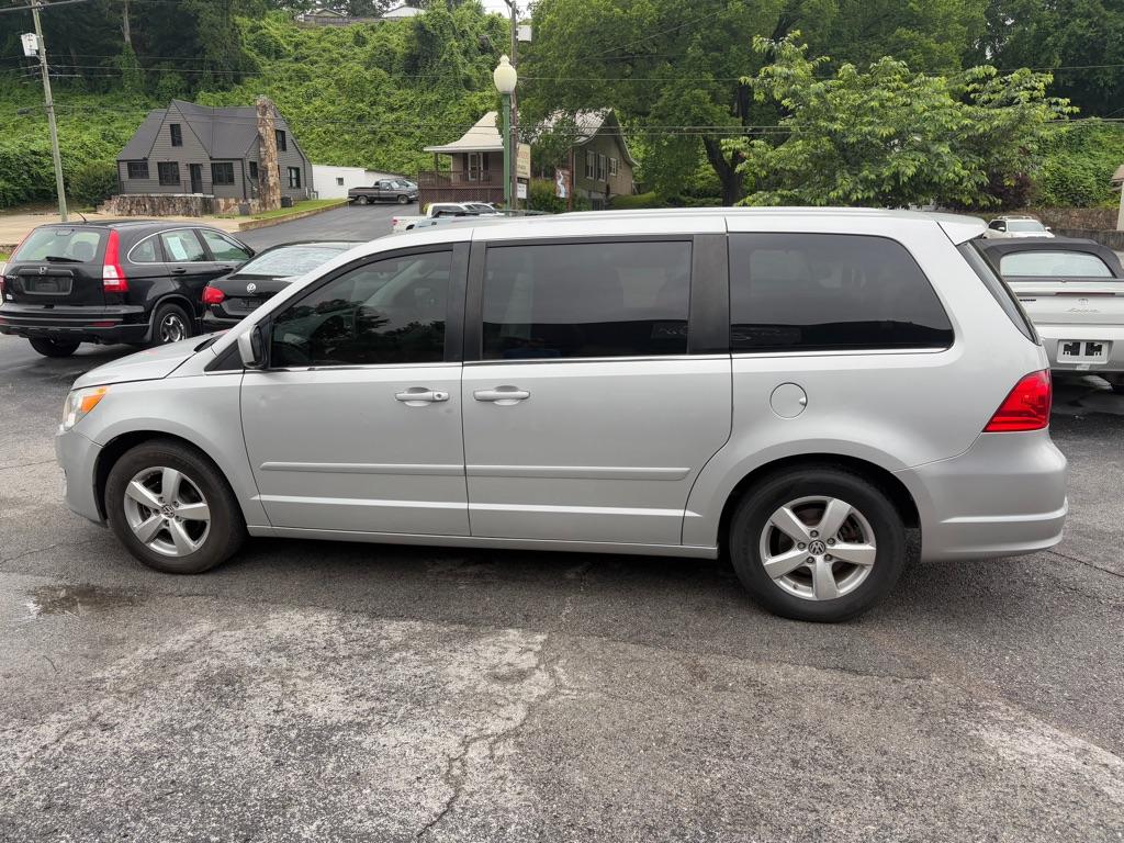 Thumbnail image of 2009 Volkswagen Routan at CHATTANOOGA CARS 4 U
