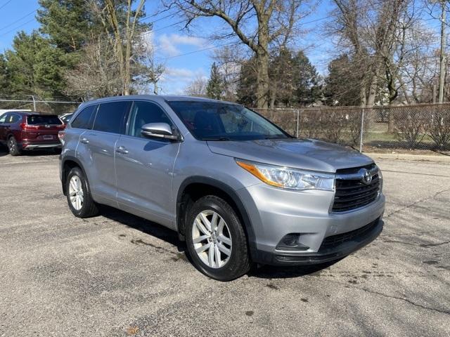 Thumbnail image of 2014 Toyota Highlander at LaFontaine Subaru