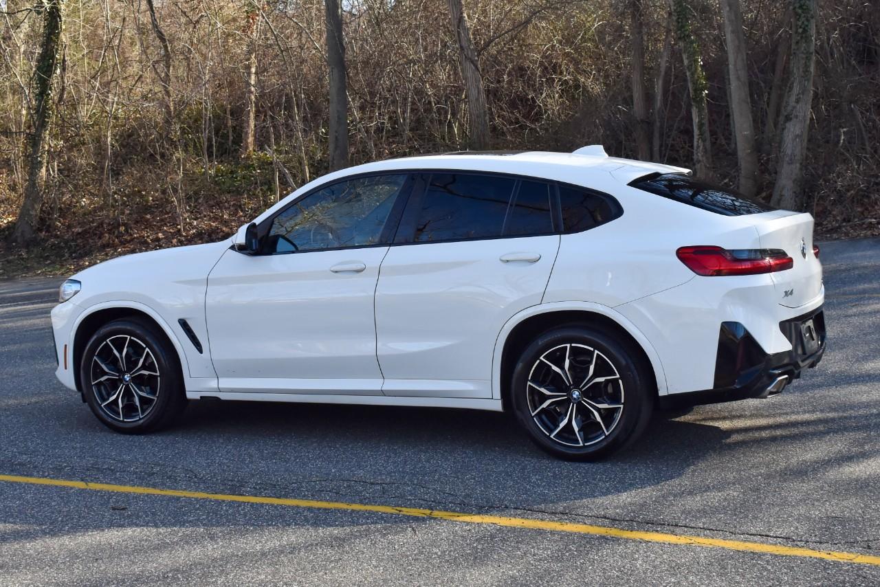 Thumbnail image of 2022 BMW X4 at Import Masters