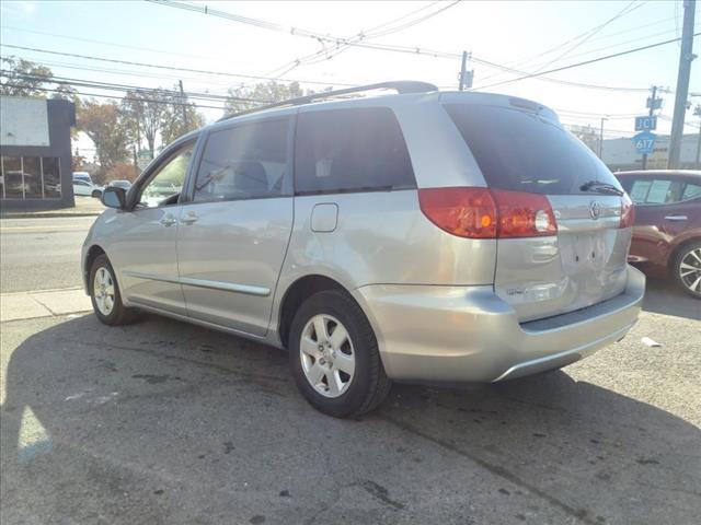 Thumbnail image of 2009 Toyota Sienna at Mcdarby Motors