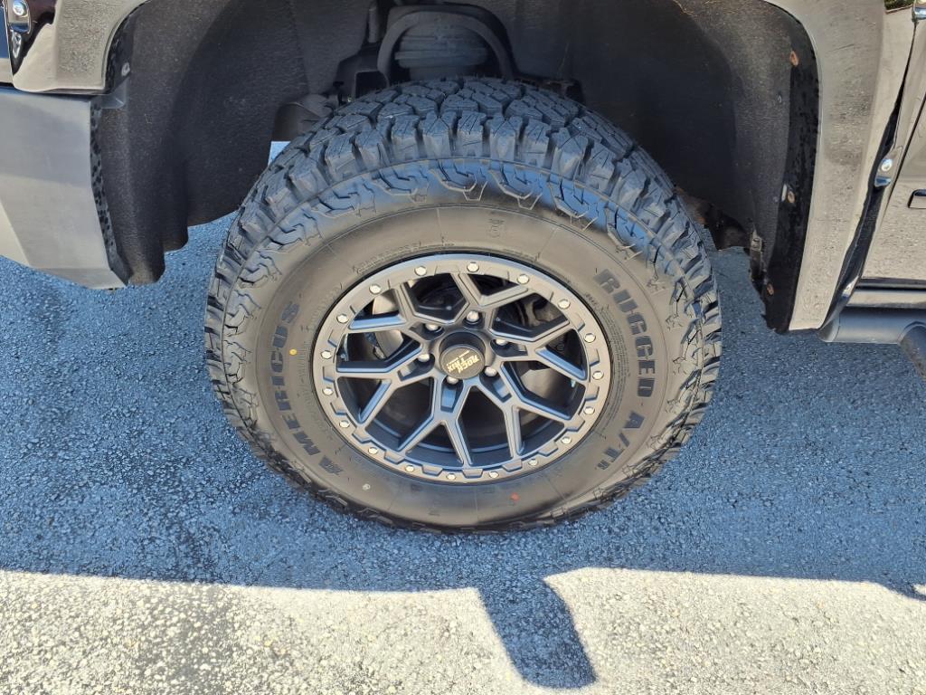 Thumbnail image of 2018 GMC Sierra 1500 at Riverside Mitsubishi