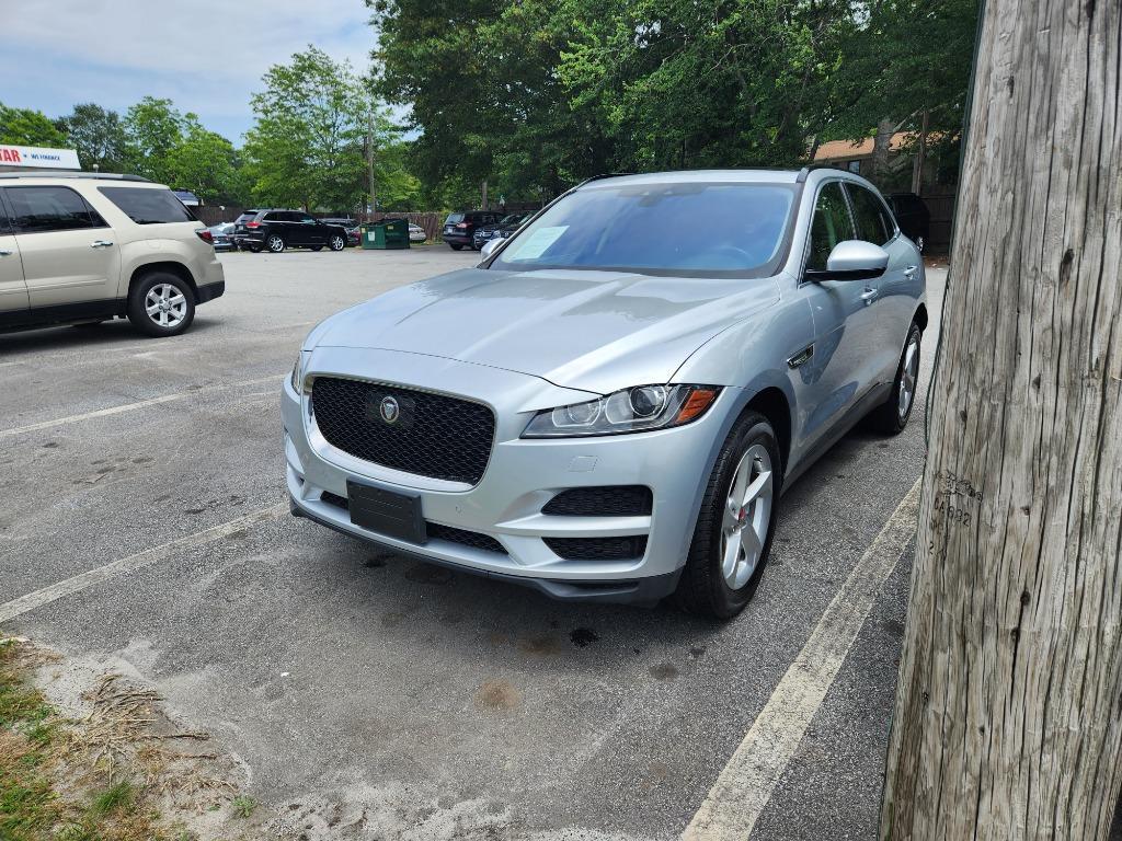 Thumbnail image of 2019 Jaguar F-PACE at Auto Star