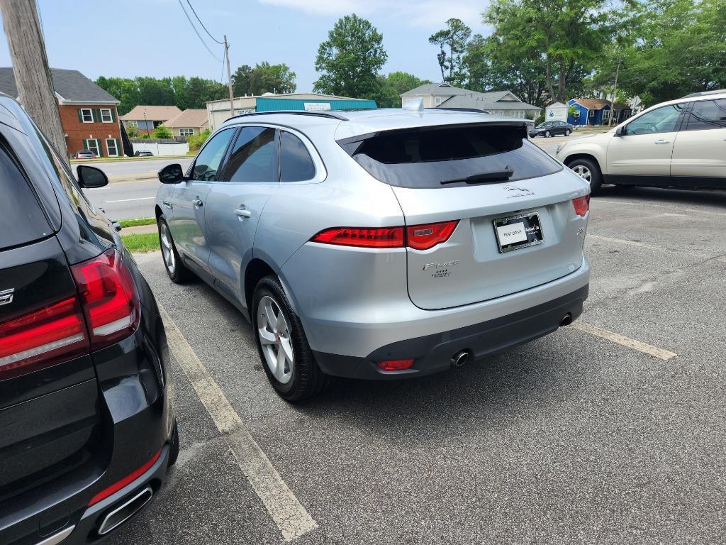 Thumbnail image of 2019 Jaguar F-PACE at Auto Star