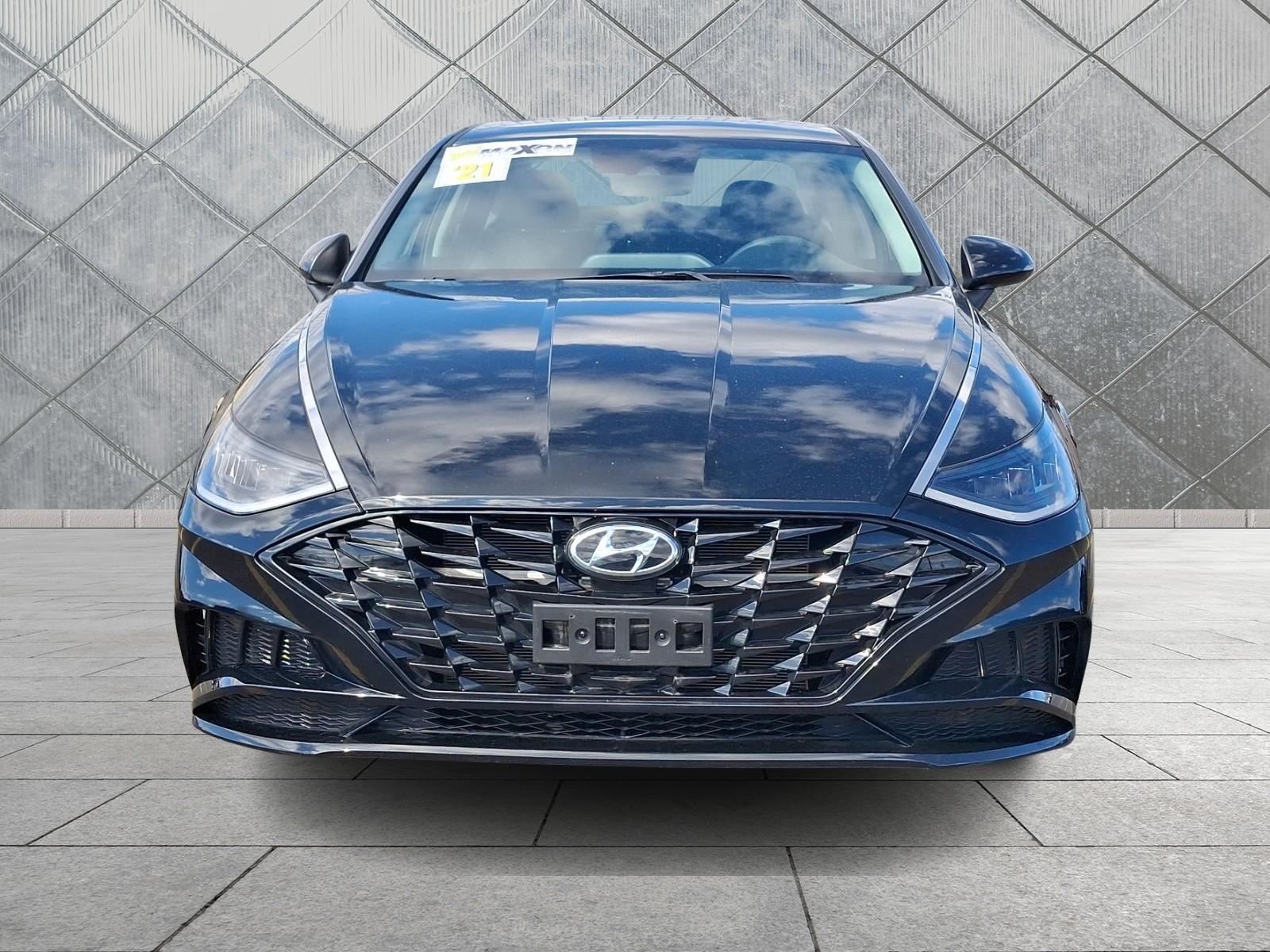 Thumbnail image of 2021 Hyundai SONATA at Maxon Hyundai Inc.