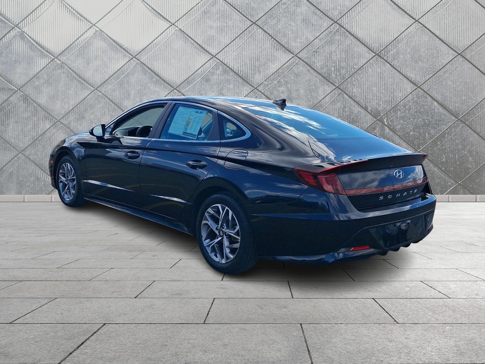 Thumbnail image of 2021 Hyundai SONATA at Maxon Hyundai Inc.