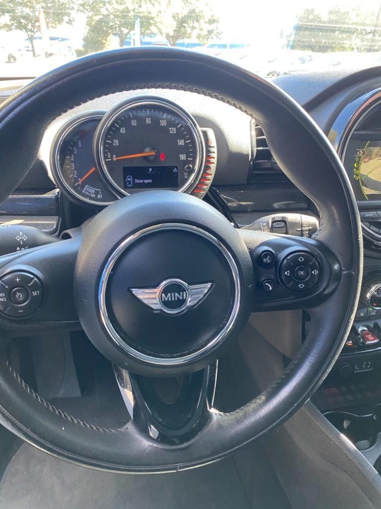 Thumbnail image of 2016 MINI Clubman at Sabrina Auto Sales
