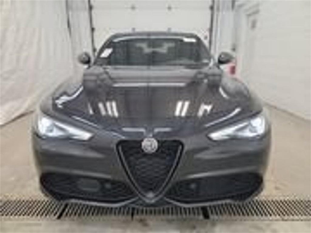 Thumbnail image of 2020 Alfa Romeo Giulia at Lynnes Nissan City Inc