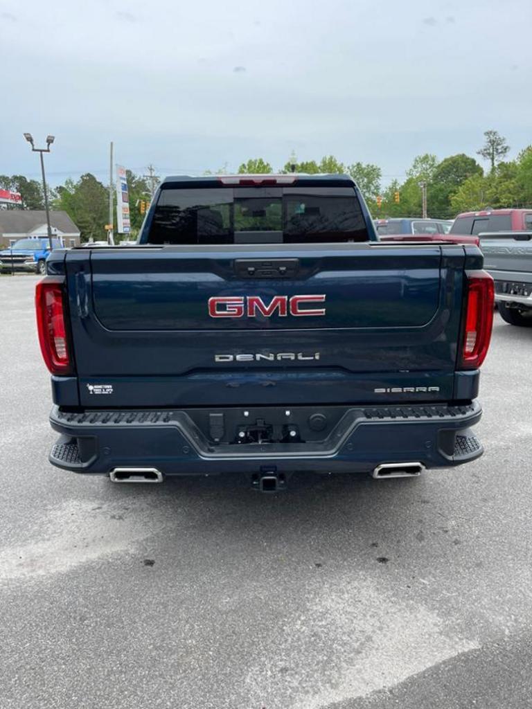 Thumbnail image of 2022 GMC Sierra 1500 at Hometown Truck and Auto