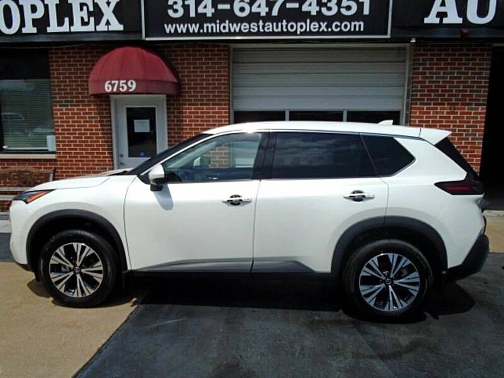 Thumbnail image of 2021 Nissan Rogue at Midwest Autoplex
