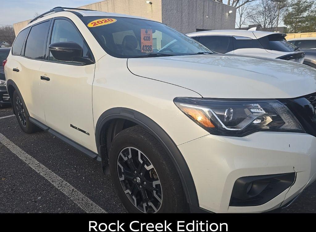 Thumbnail image of 2020 Nissan Pathfinder at Smithtown Nissan