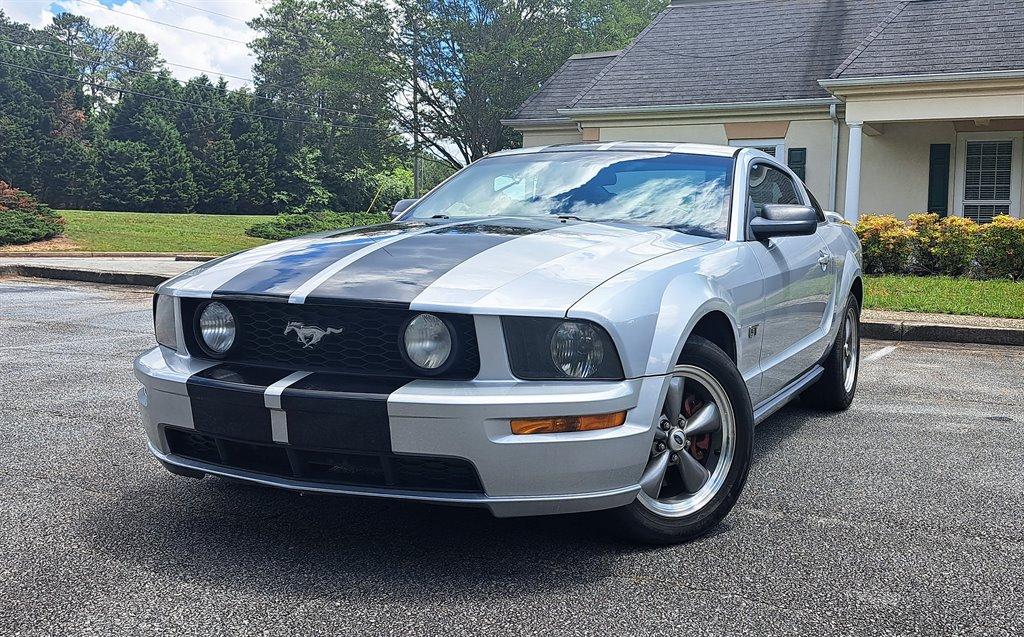 Thumbnail image of 2005 Ford Mustang at EM Quality Motors