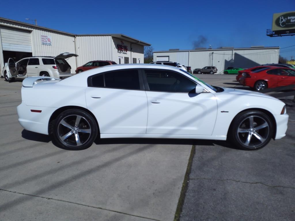 Thumbnail image of 2014 Dodge Charger at Suski's Auto Sales