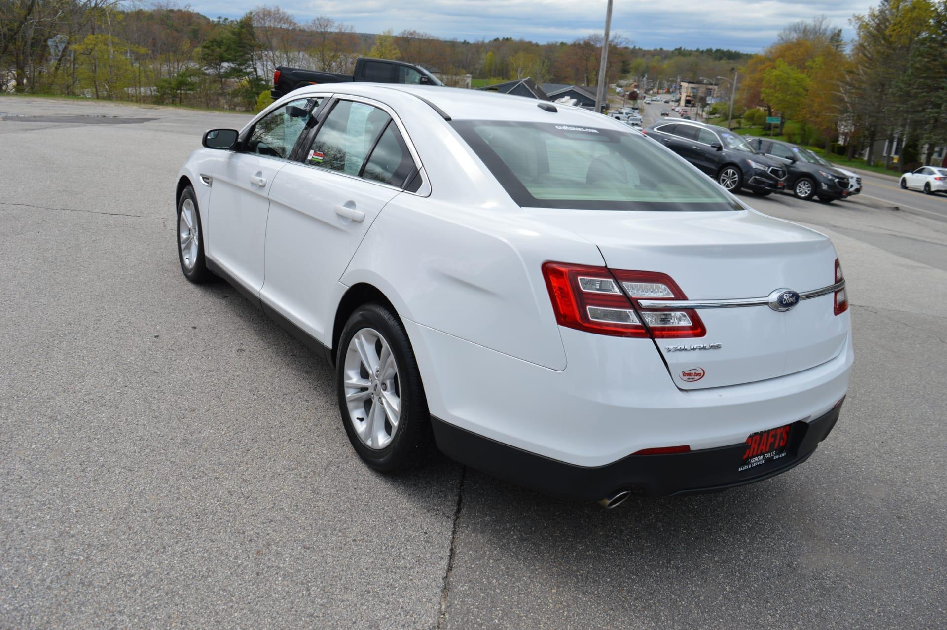 Thumbnail image of 2019 Ford Taurus at Crafts Cars