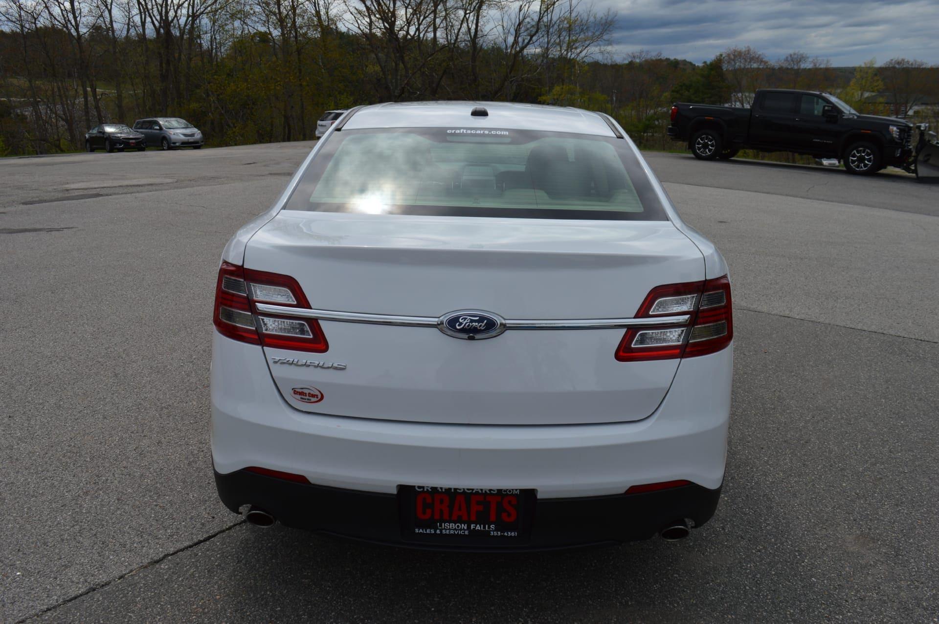 Thumbnail image of 2019 Ford Taurus at Crafts Cars