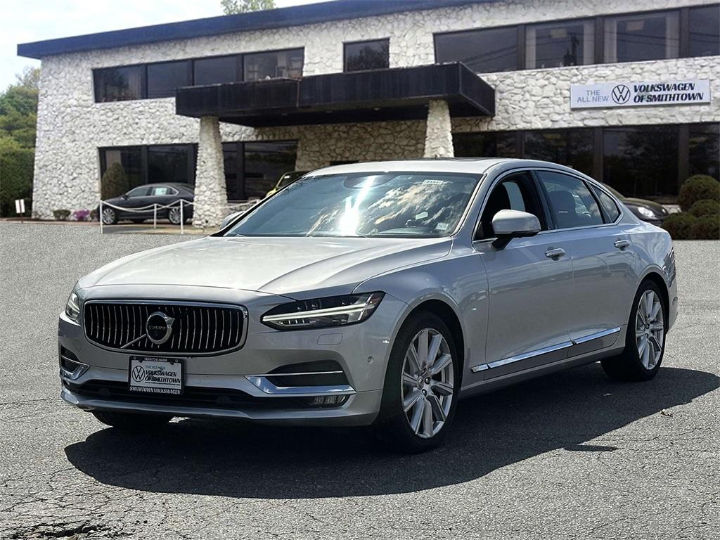 Thumbnail image of 2018 Volvo S90 at Smithtown Volkswagen