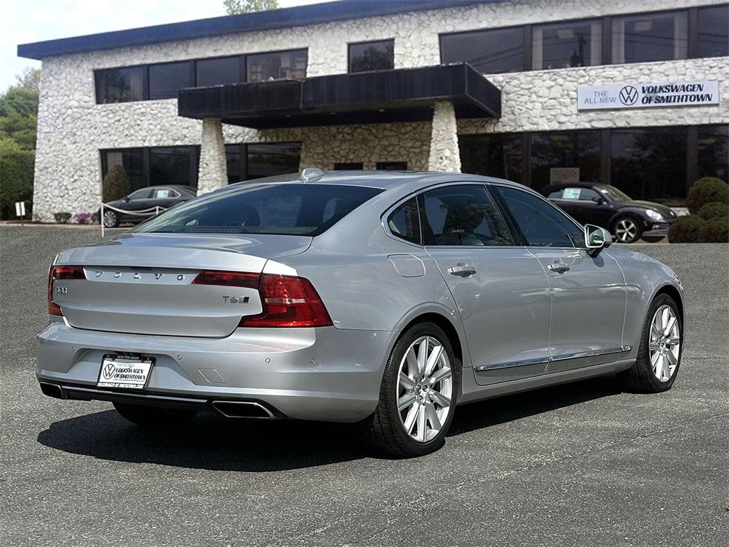 Thumbnail image of 2018 Volvo S90 at Smithtown Volkswagen