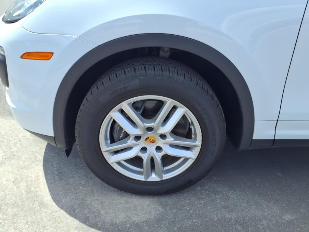Thumbnail image of 2016 Porsche Cayenne at Riverside Ford