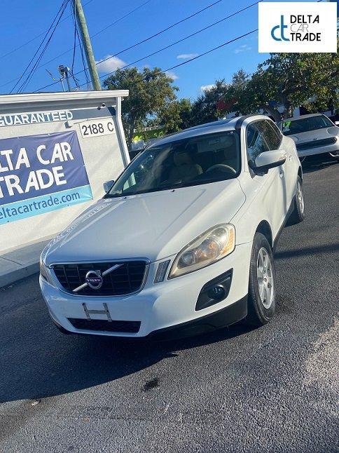 Thumbnail image of 2014 Volvo XC70 at Delta Car Trade Inc